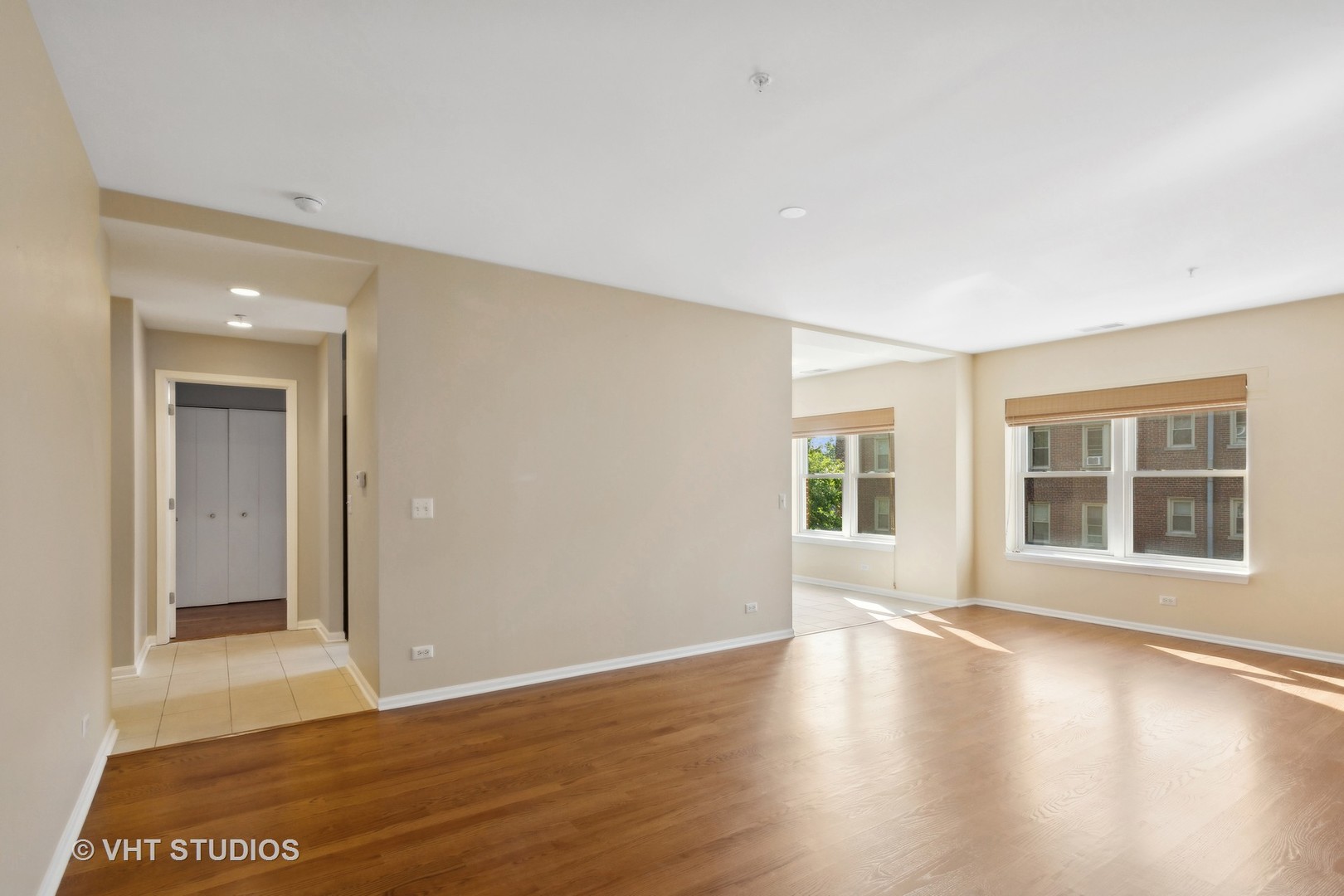 1319 Chicago Avenue Unit: 302