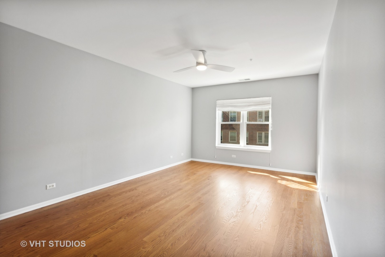 1319 Chicago Avenue Unit: 302