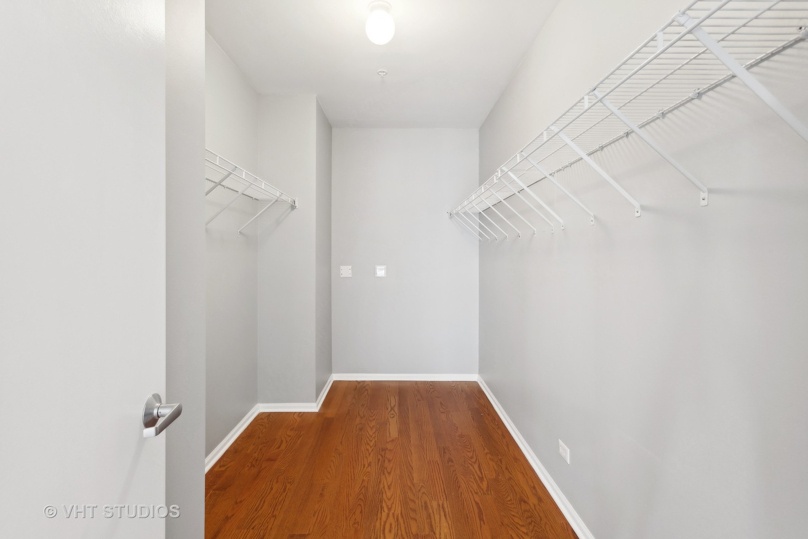 1319 Chicago Avenue Unit: 302