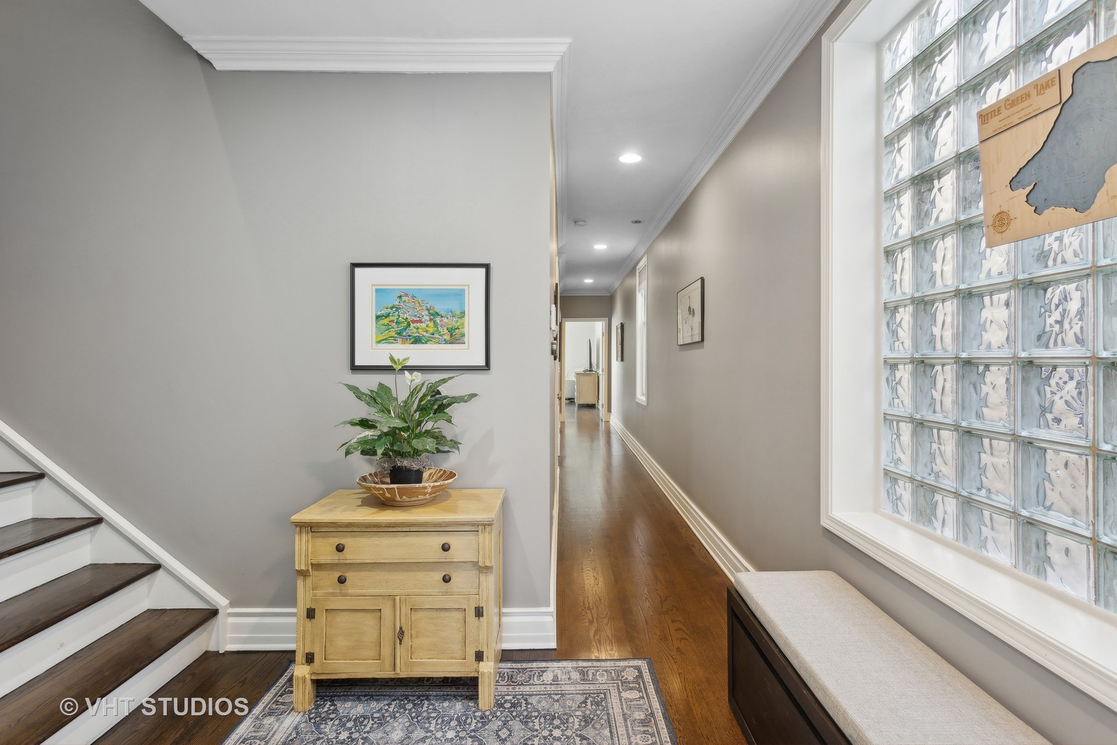 3835 N Greenview Avenue Unit: 3