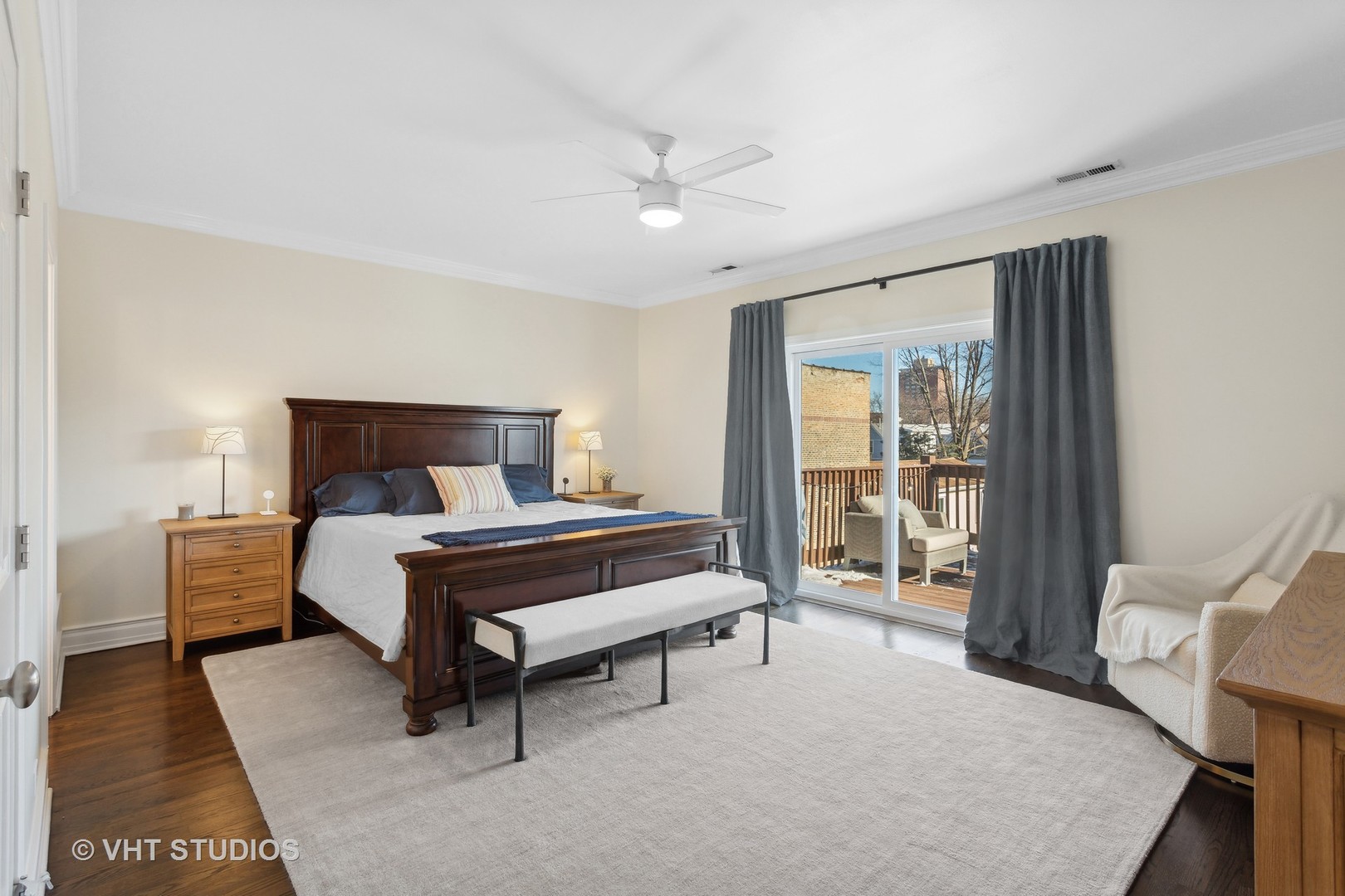 3835 N Greenview Avenue Unit: 3
