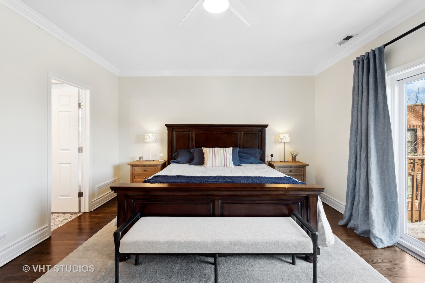 3835 N Greenview Avenue Unit: 3