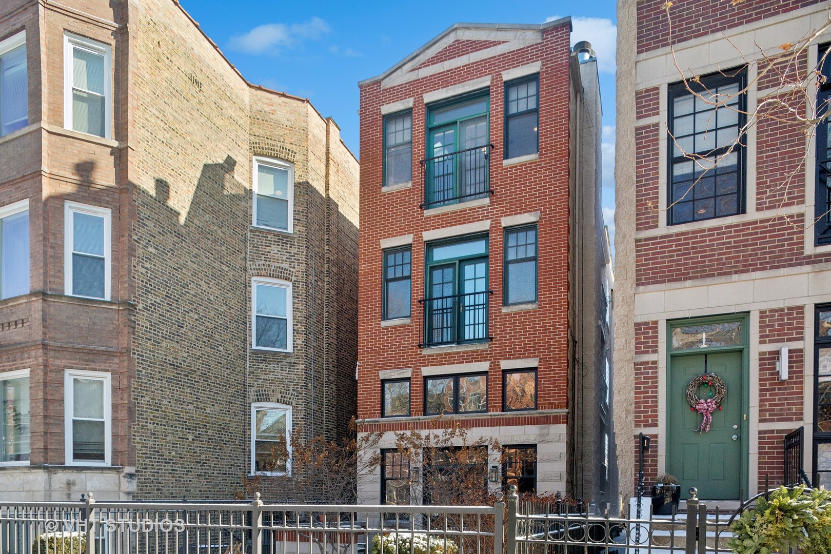 3835 N Greenview Avenue Unit: 3