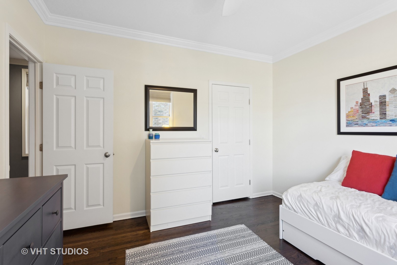 3835 N Greenview Avenue Unit: 3