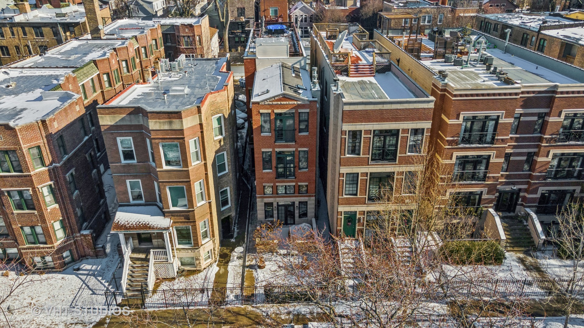 3835 N Greenview Avenue Unit: 3