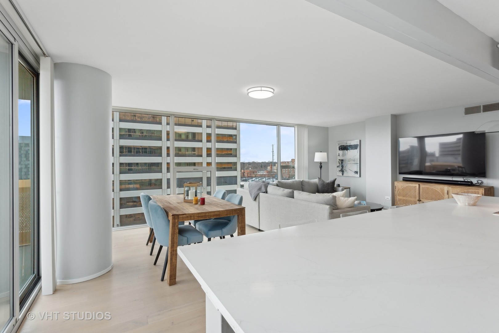 1580 Sherman Avenue Unit: 801