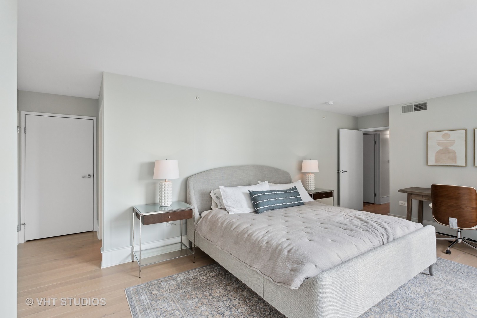 1580 Sherman Avenue Unit: 801
