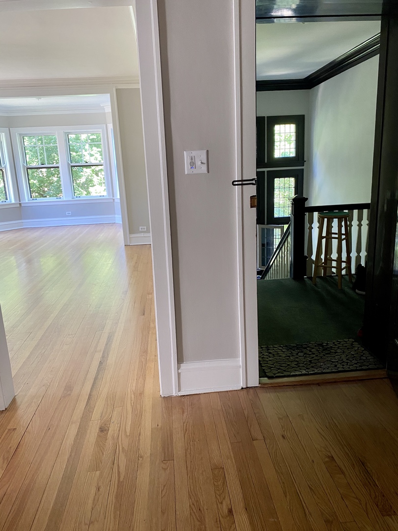 806 Forest Avenue Unit: 3