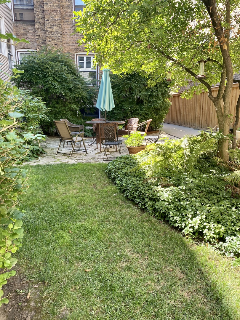 806 Forest Avenue Unit: 3