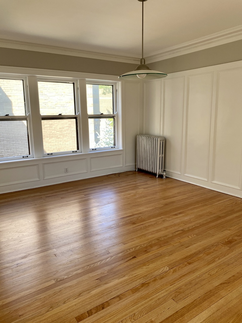 806 Forest Avenue Unit: 3