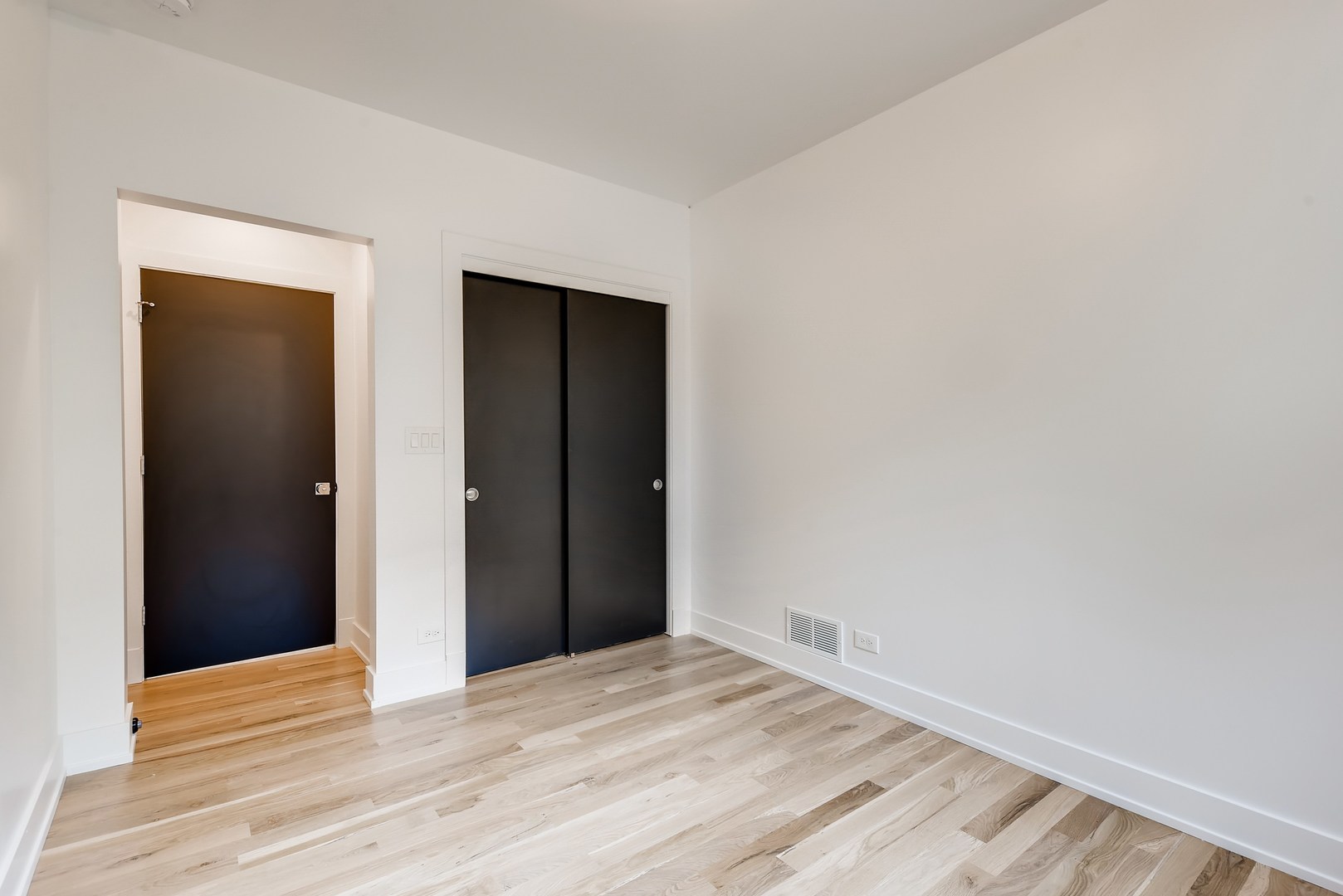 1616 N Cleveland Avenue Unit: 2
