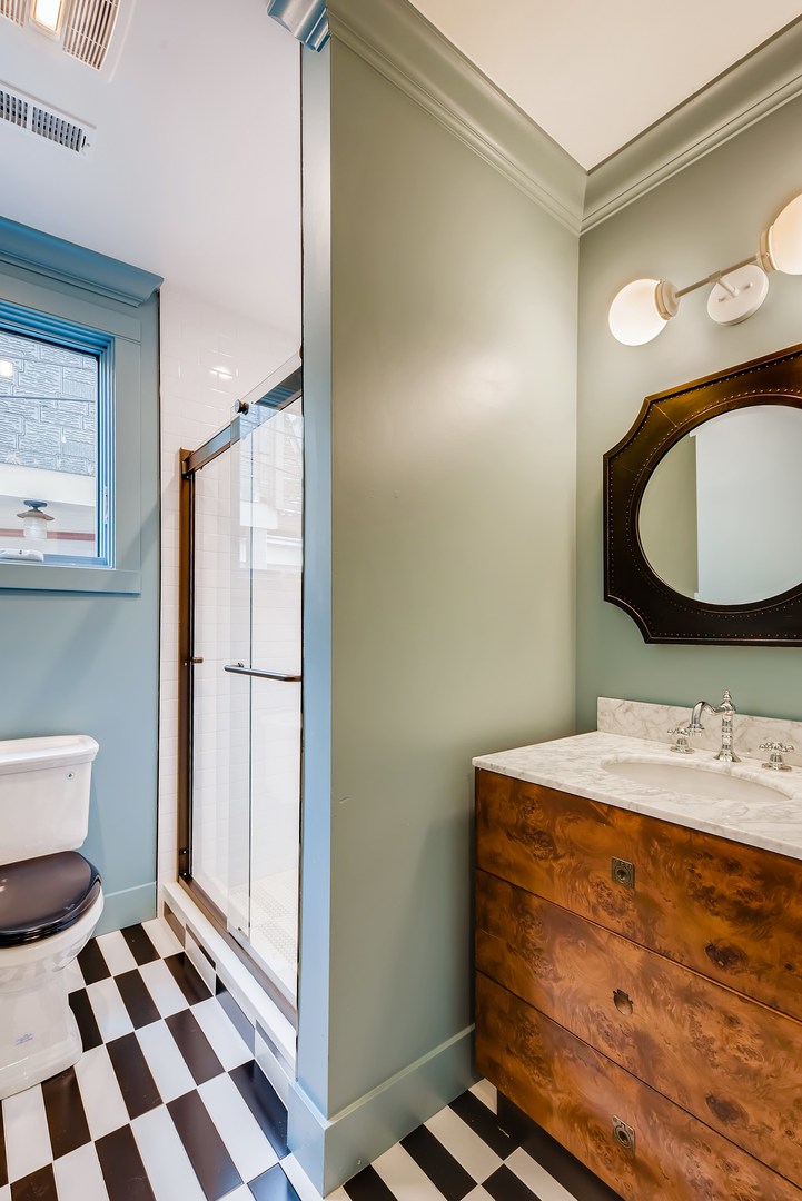1616 N Cleveland Avenue Unit: 2