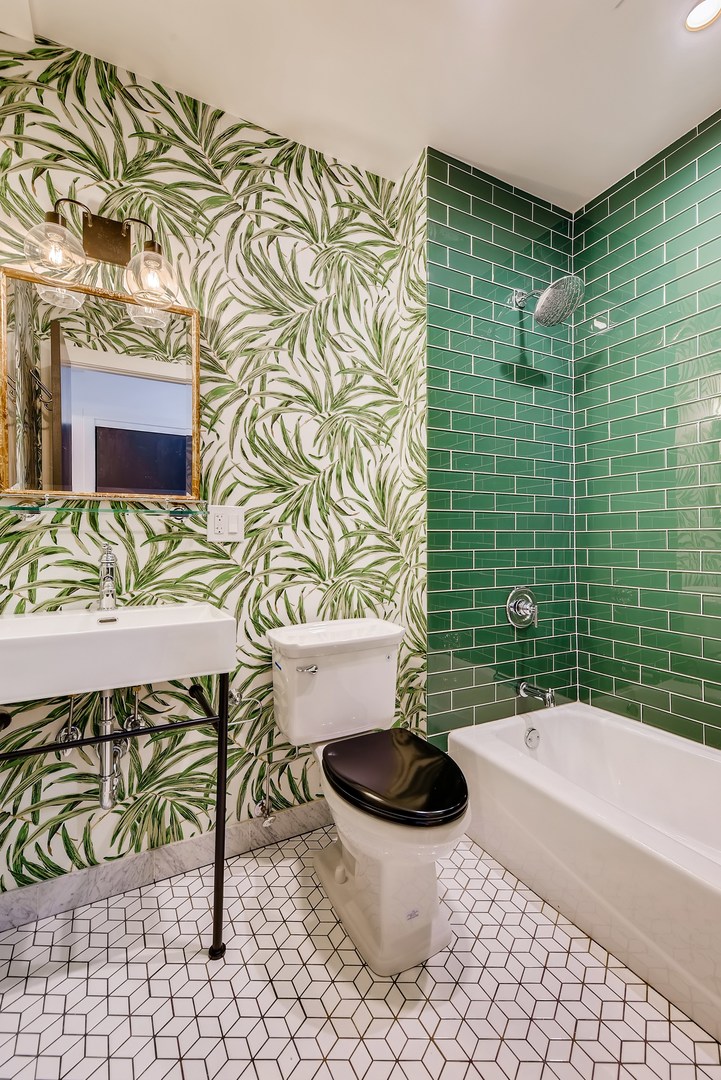 1616 N Cleveland Avenue Unit: 2
