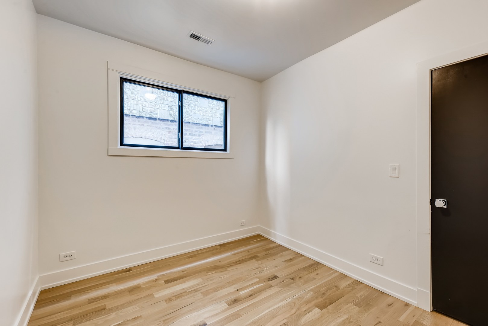 1616 N Cleveland Avenue Unit: 2