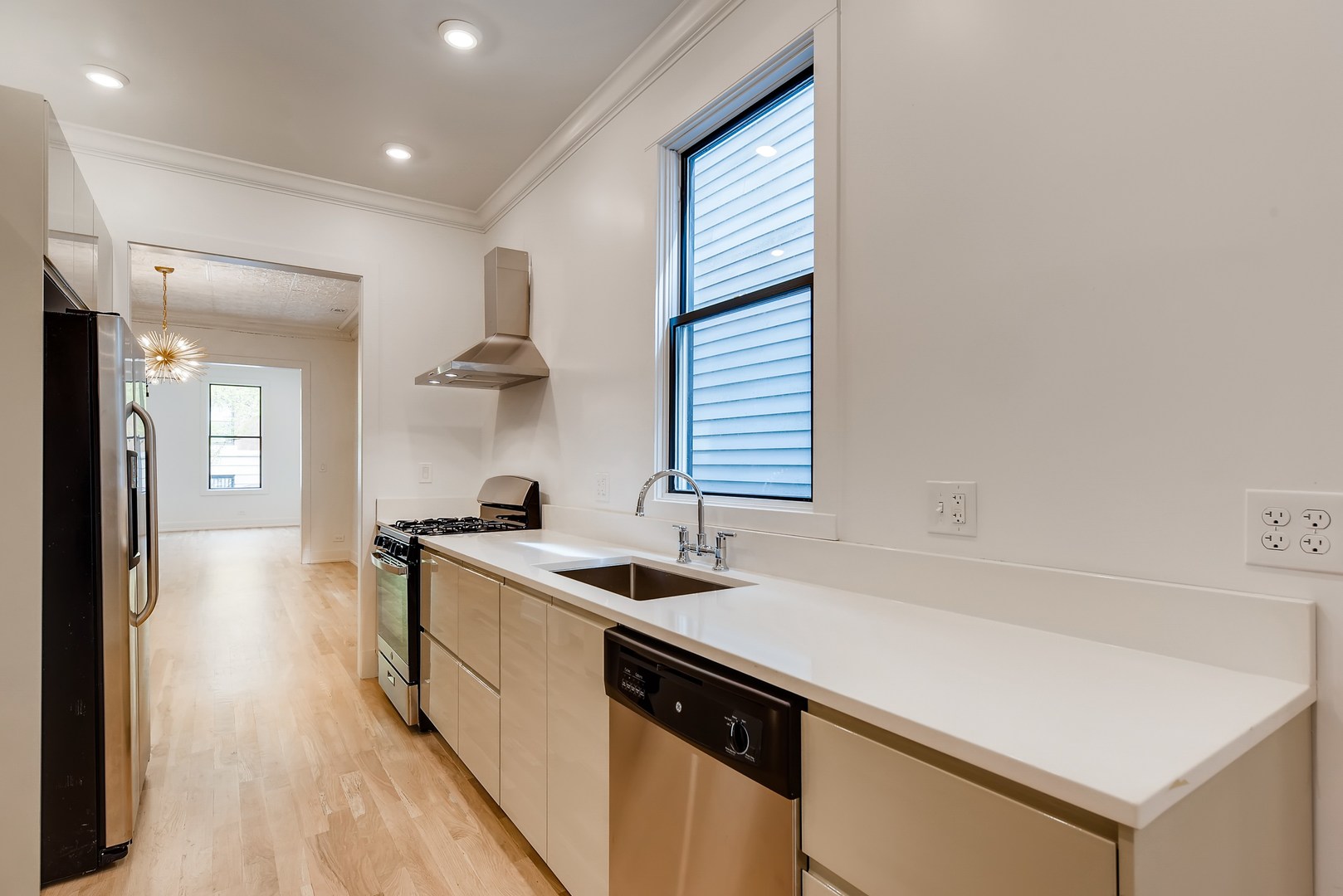 1616 N Cleveland Avenue Unit: 2