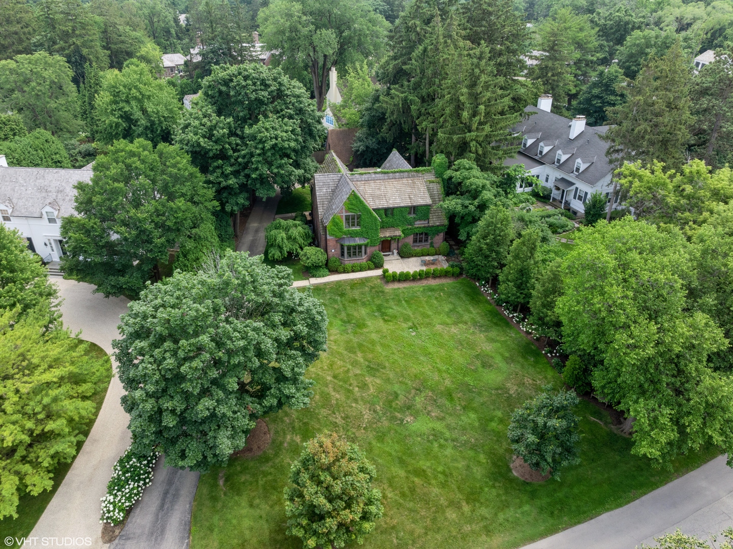 441 E Westminster Place
