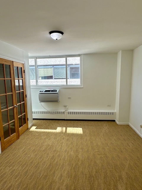 1516 Hinman Avenue Unit: 809