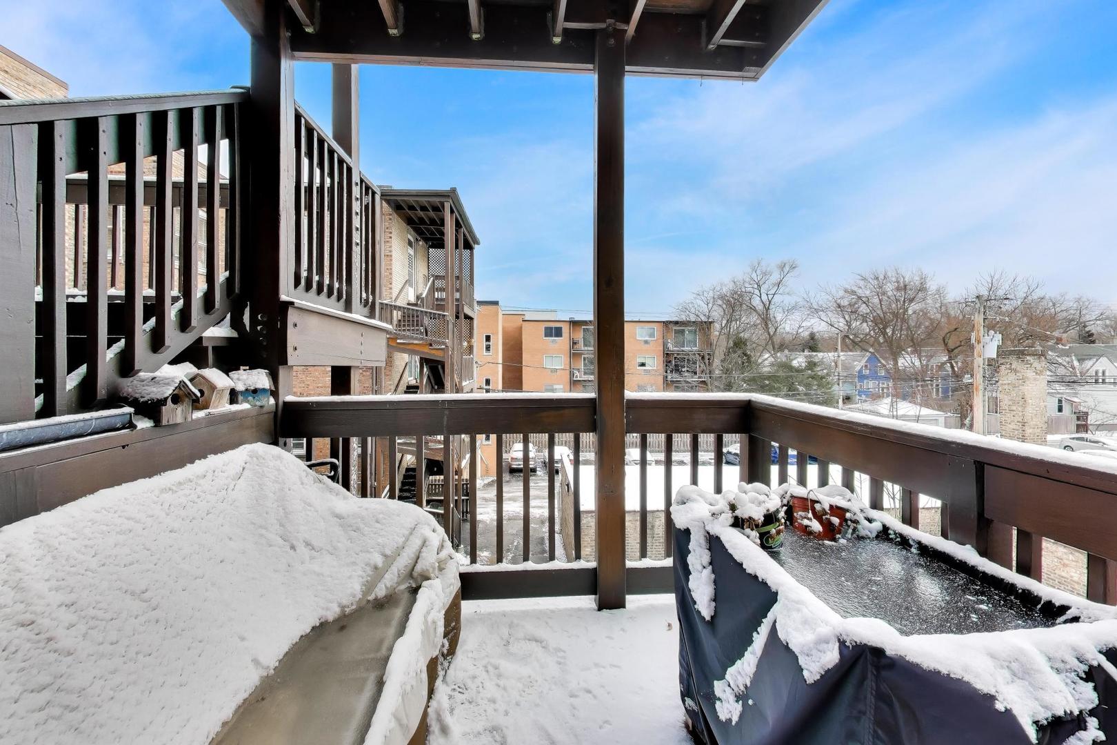 811 Ridge Avenue Unit: 2