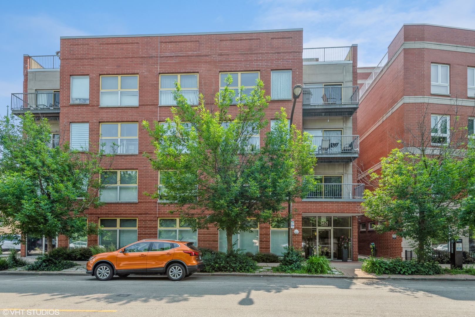 1421 Sherman Avenue Unit: 201