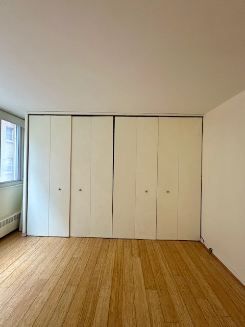 1516 Hinman Avenue Unit: 303