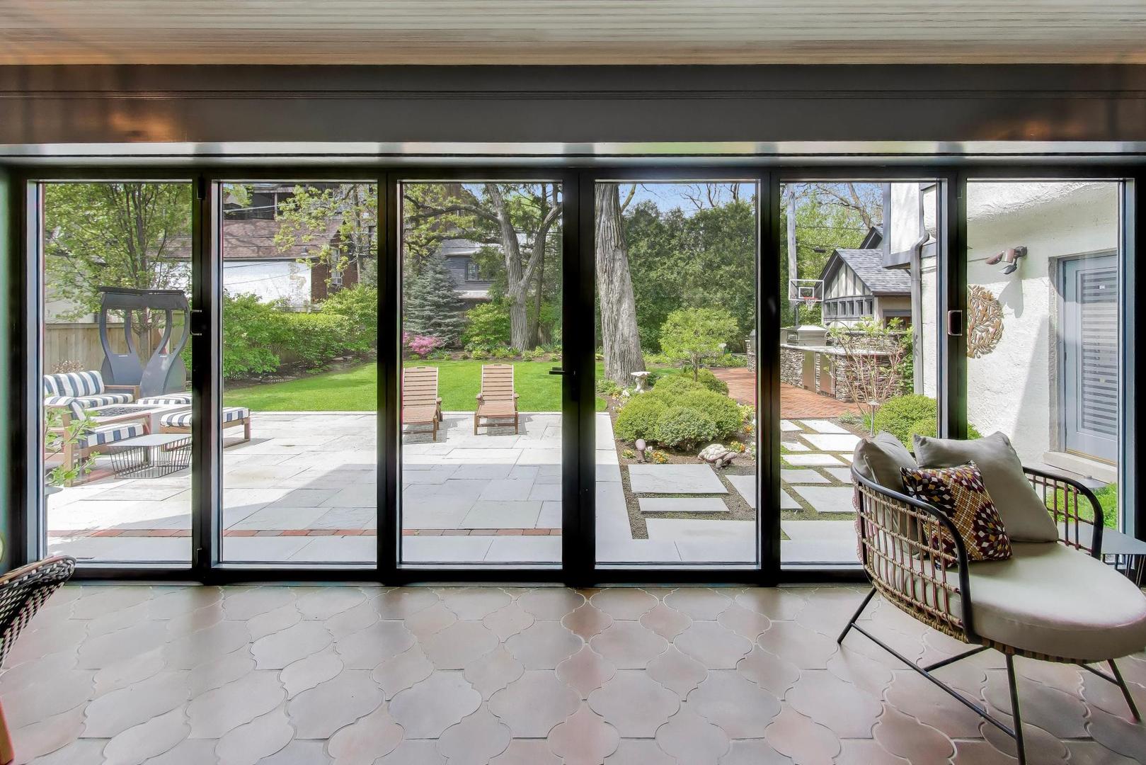 1218 Sheridan Road