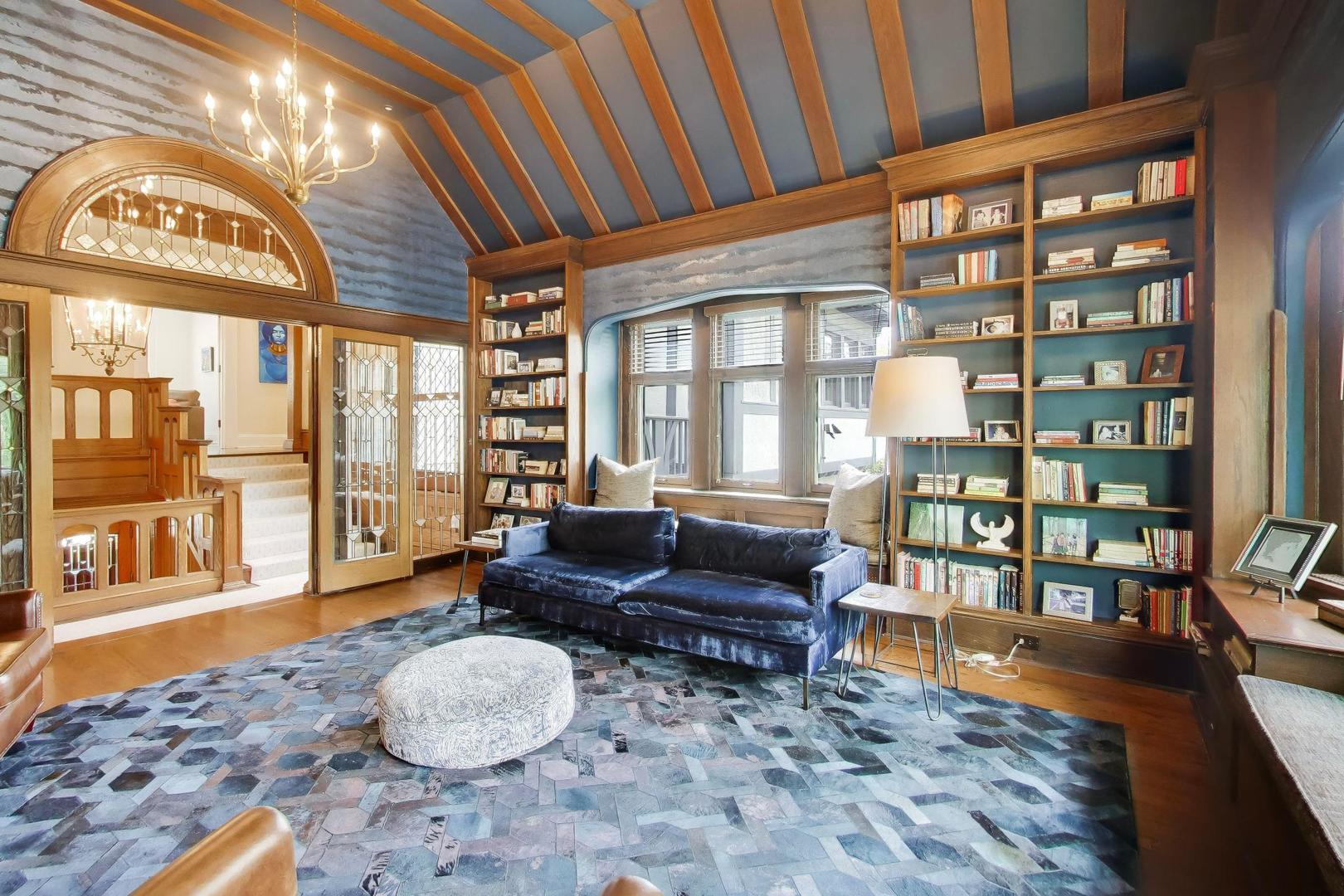 1218 Sheridan Road