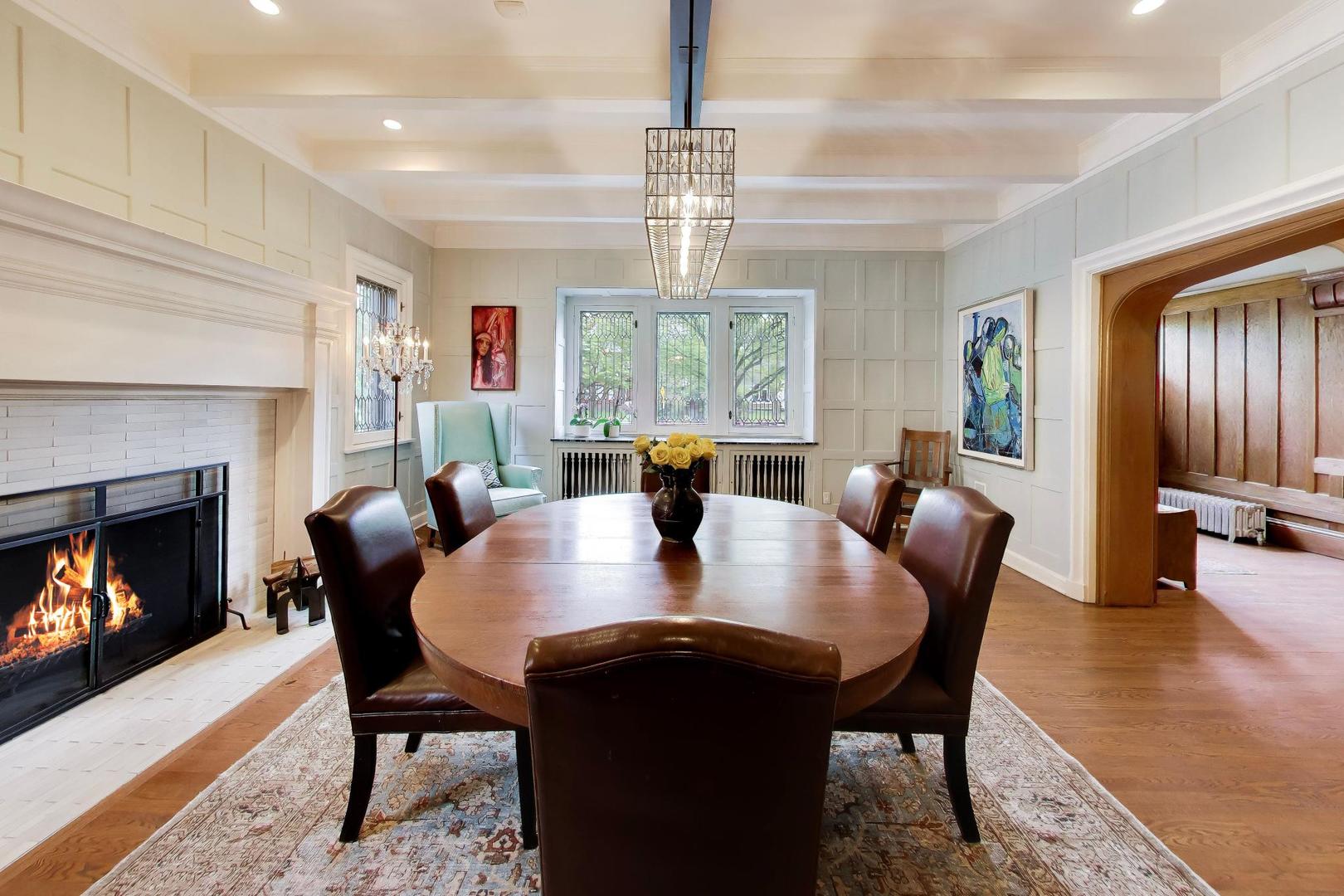 1218 Sheridan Road