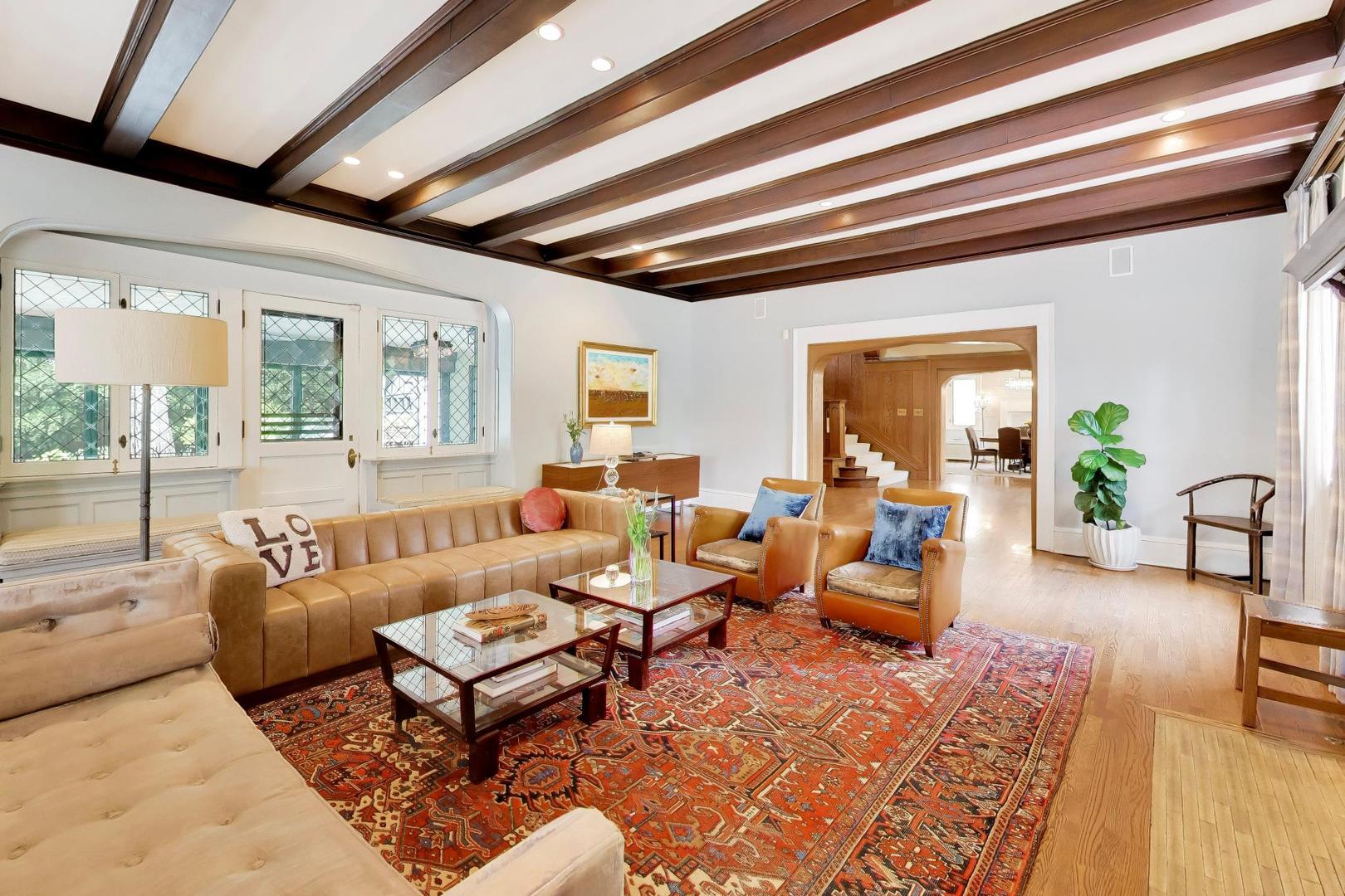 1218 Sheridan Road