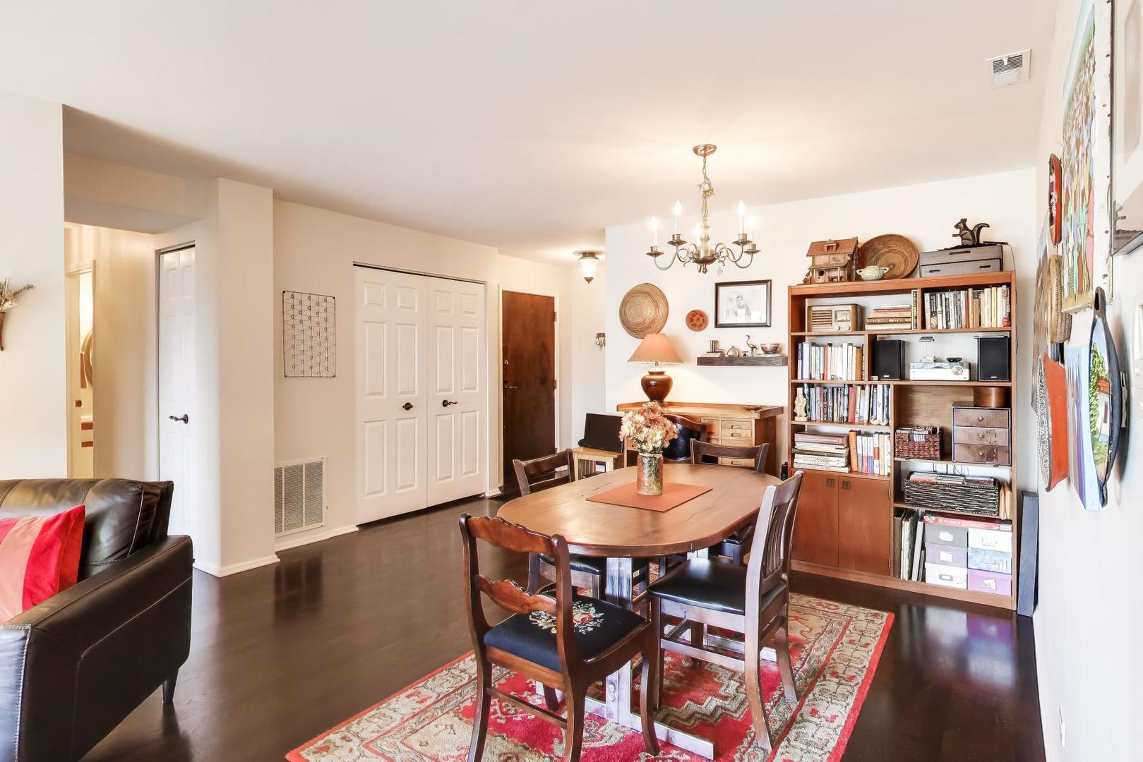 1501 Oak Avenue Unit: 504