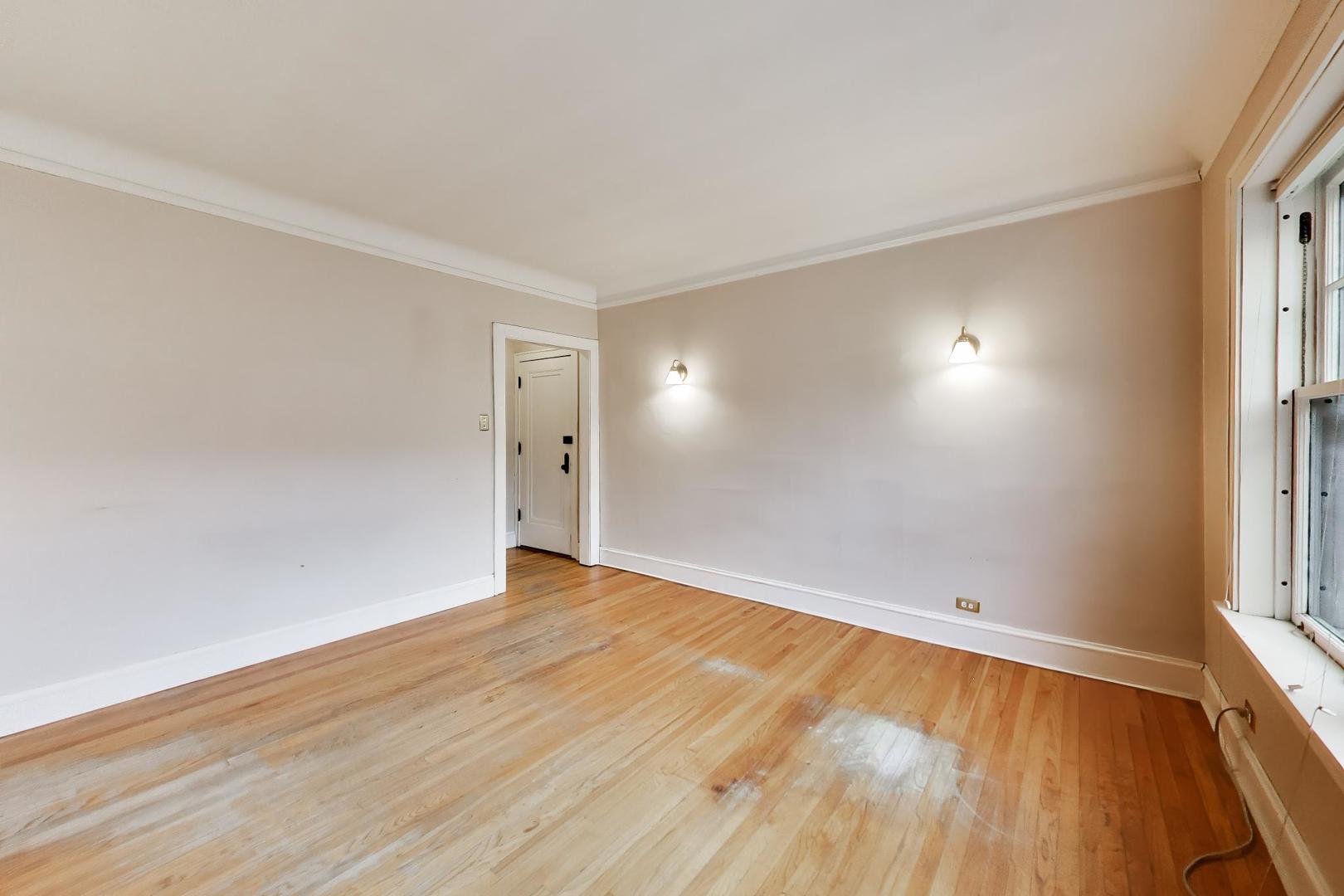 730 Hinman Avenue Unit: 3W