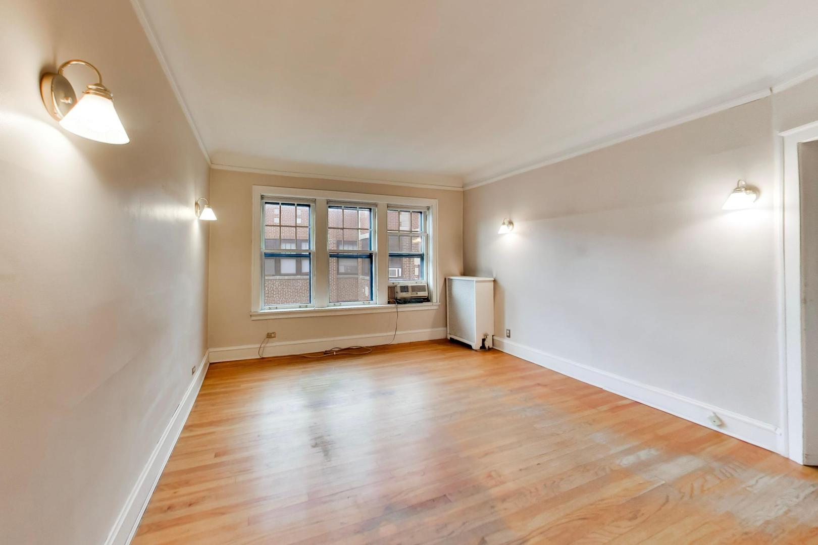 730 Hinman Avenue Unit: 3W
