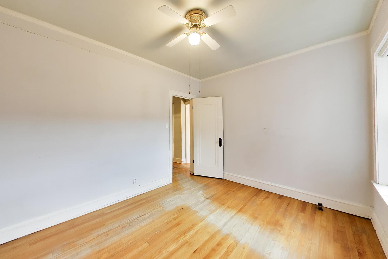 730 Hinman Avenue Unit: 3W