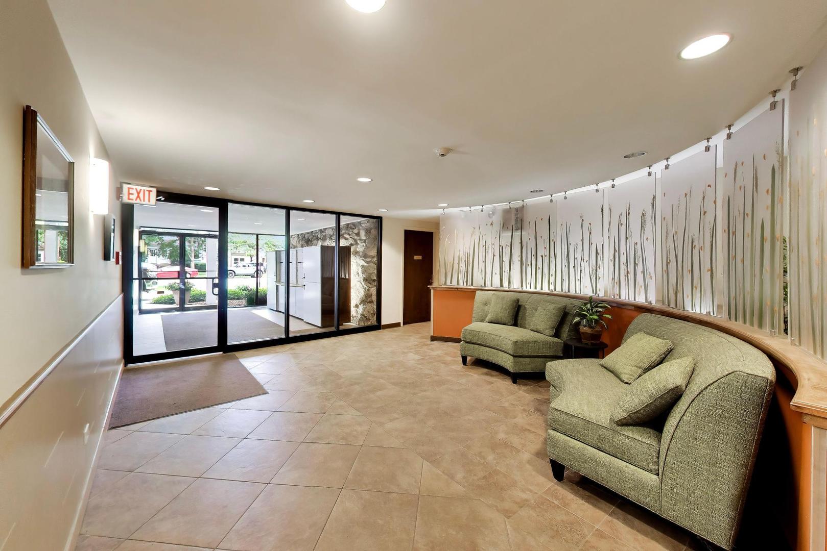 2001 Sherman Avenue Unit: 204