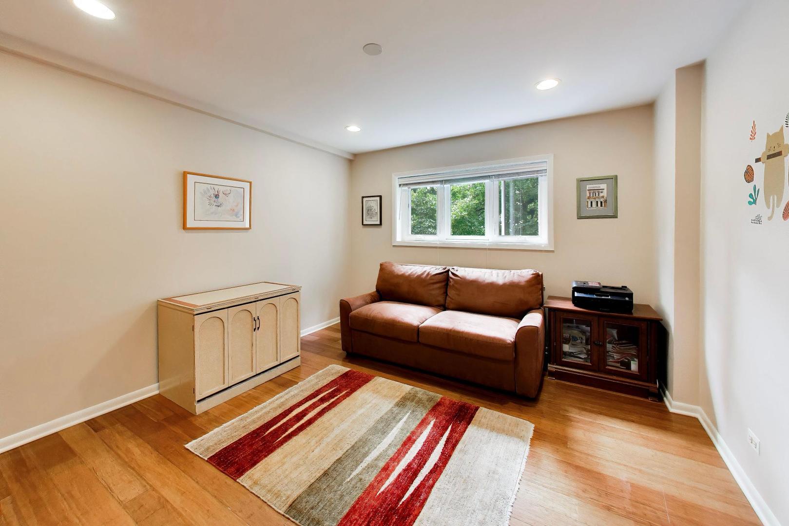 2001 Sherman Avenue Unit: 204
