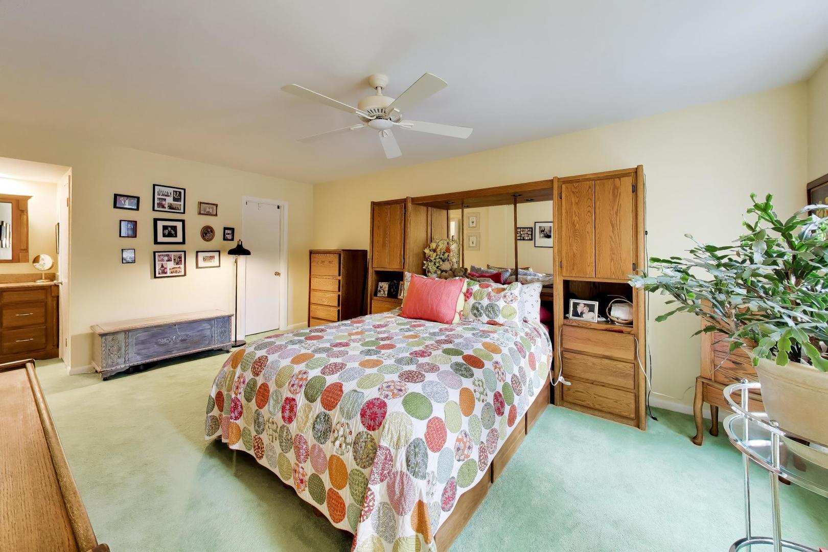2001 Sherman Avenue Unit: 204
