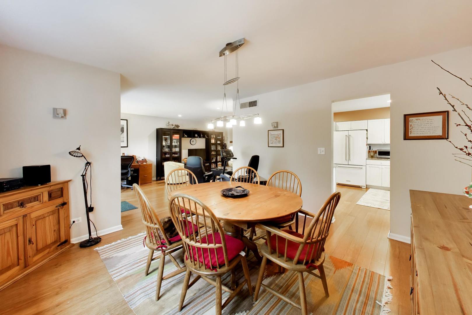 2001 Sherman Avenue Unit: 204