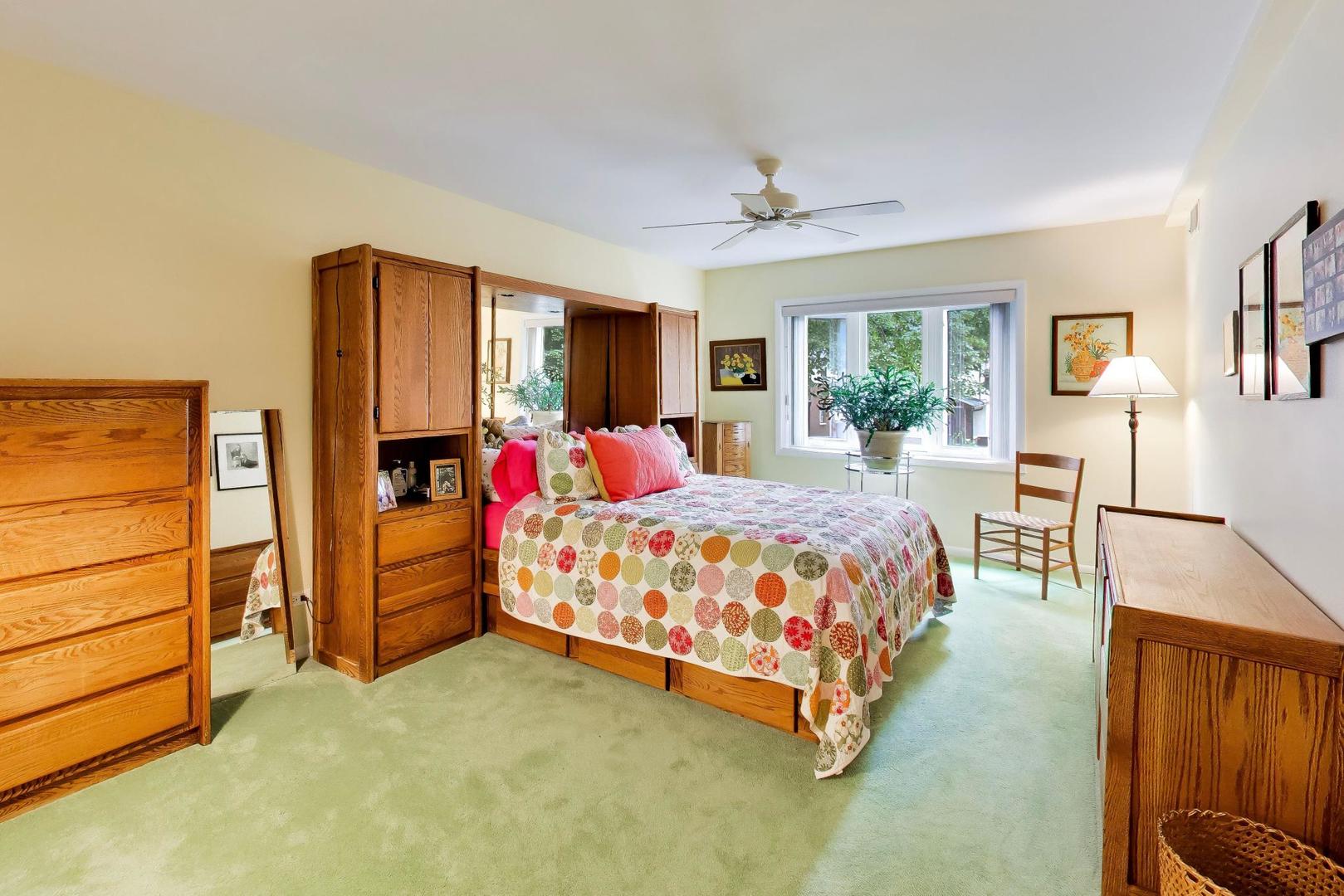 2001 Sherman Avenue Unit: 204