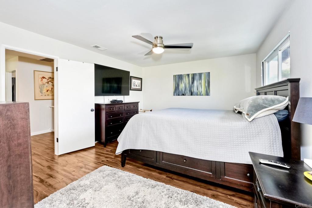 2425 27 Torrejon Place