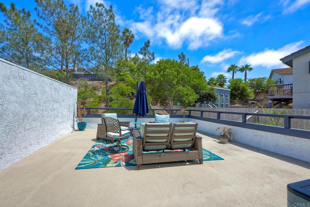 2425 27 Torrejon Place