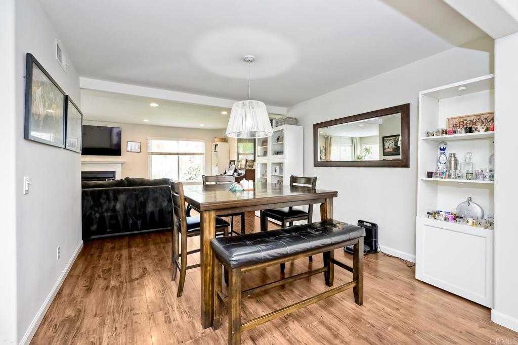 2425 27 Torrejon Place