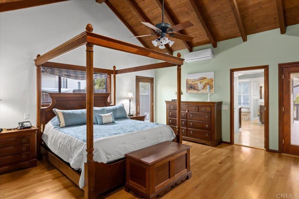 749 OLEANDER PLACE
