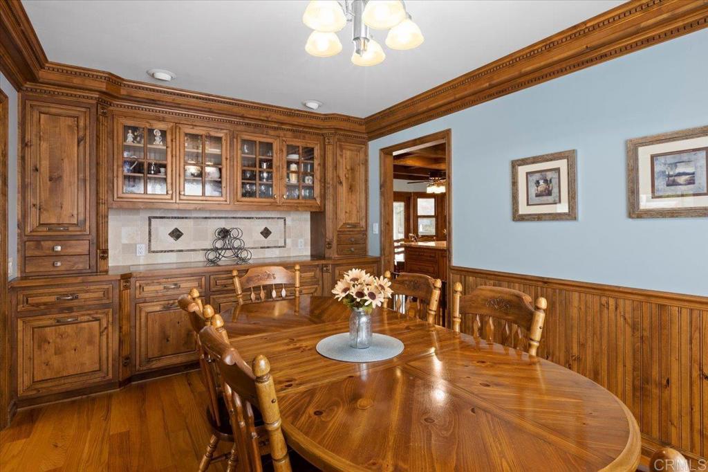 749 OLEANDER PLACE