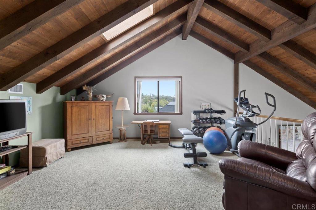749 OLEANDER PLACE