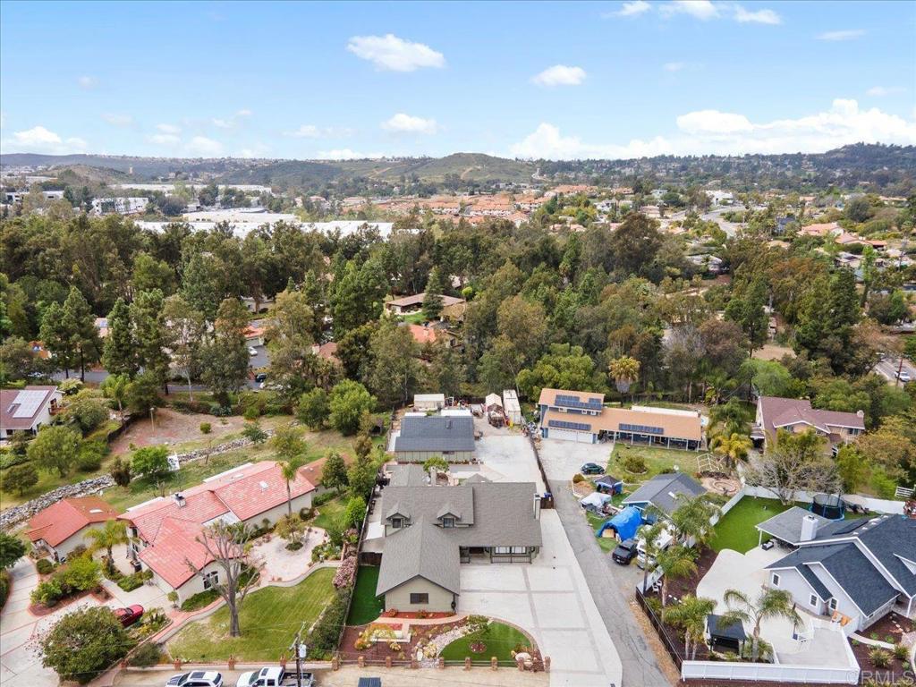 749 OLEANDER PLACE