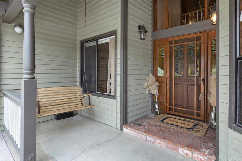 749 OLEANDER PLACE