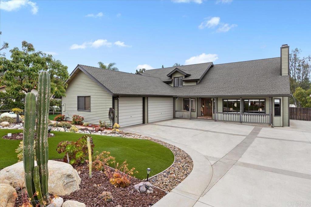 749 OLEANDER PLACE