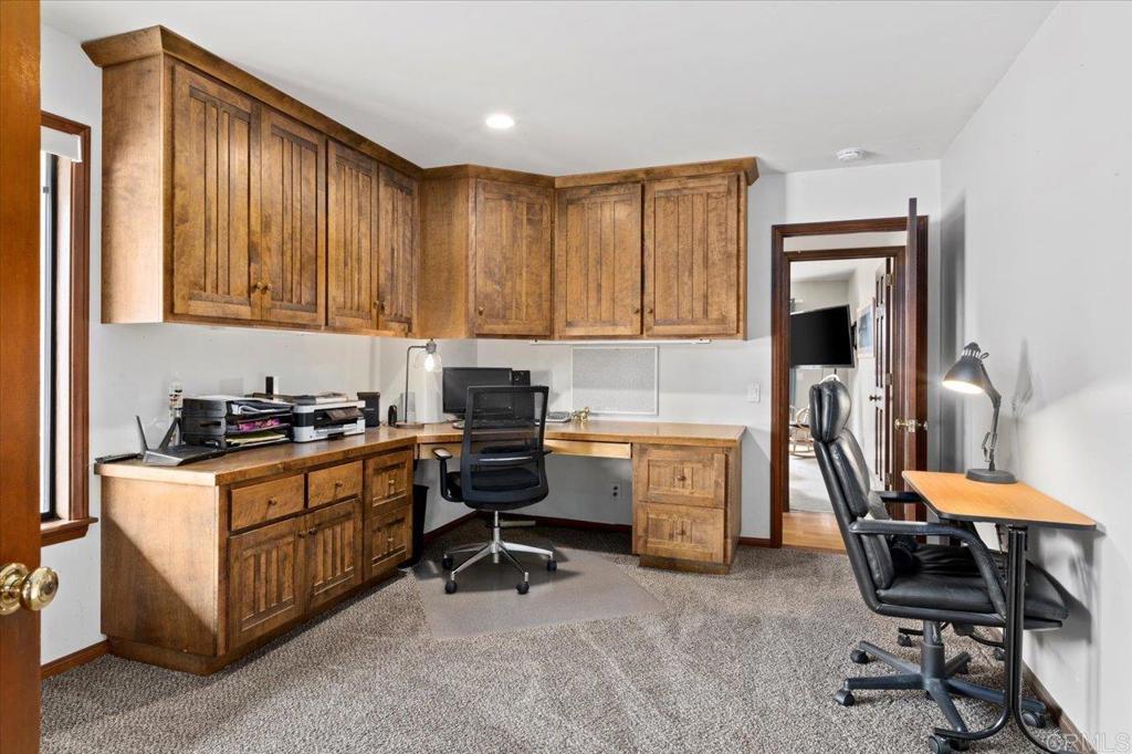 749 OLEANDER PLACE