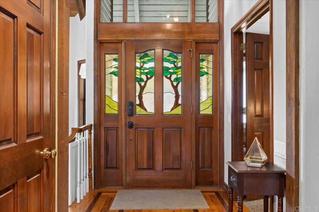 749 OLEANDER PLACE