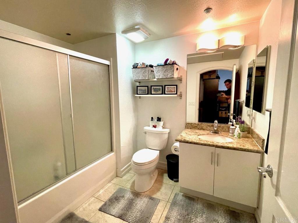550 Park Blvd Unit: 2403