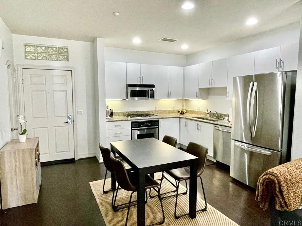 550 Park Blvd Unit: 2403